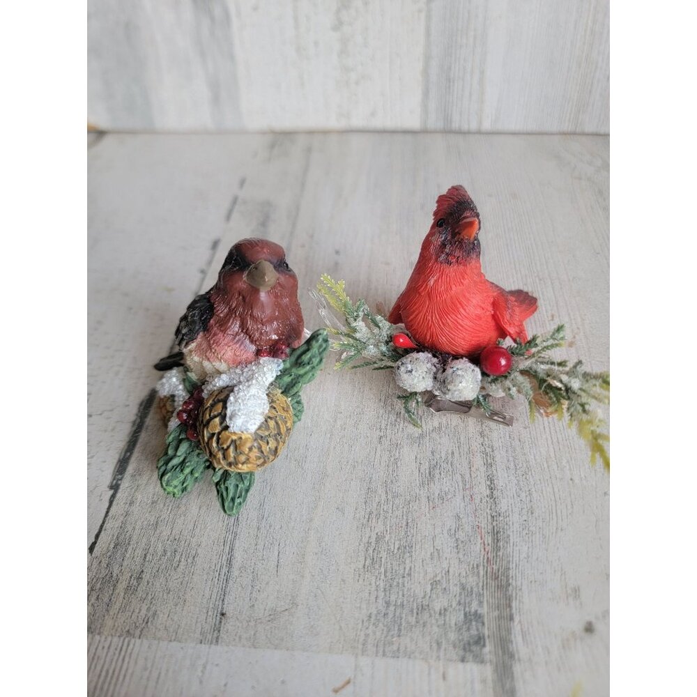 Red‎ cardinal snow branch bird mistletoe ornament Xmas set